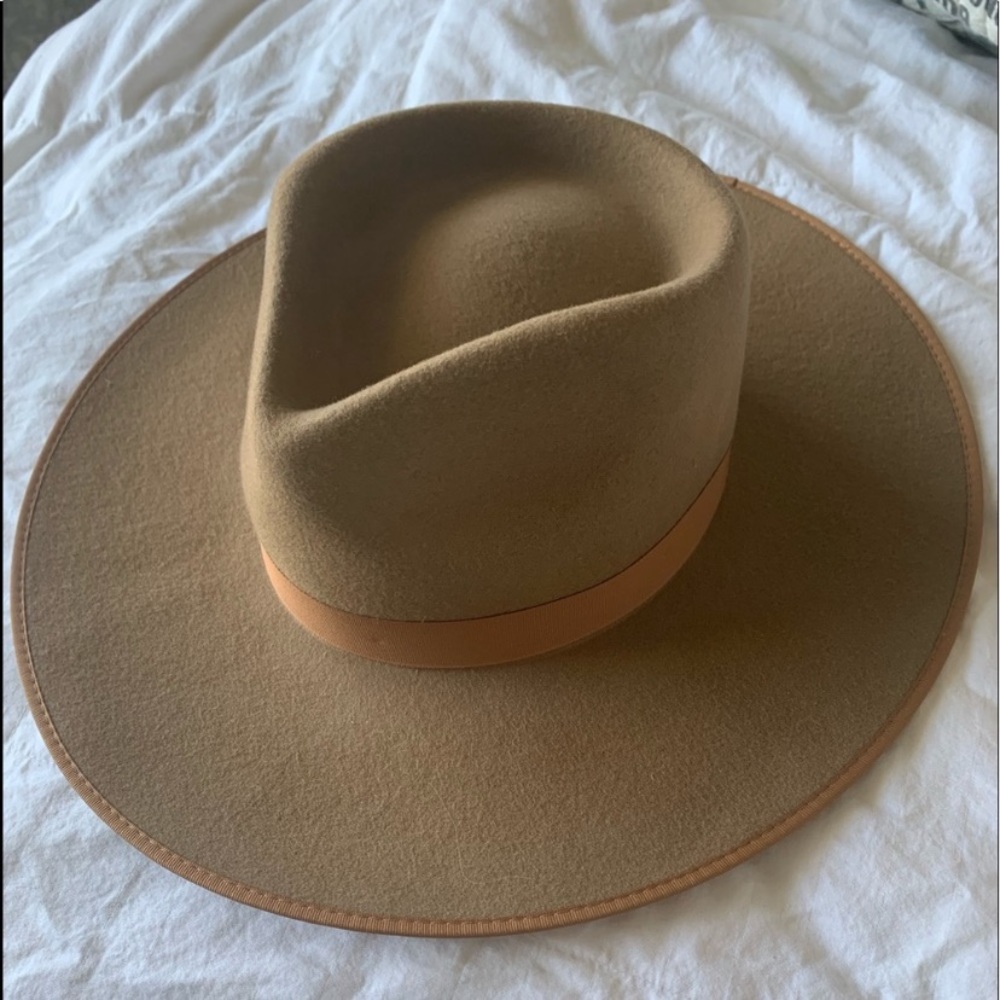 Lack of color teak rancher 57cm